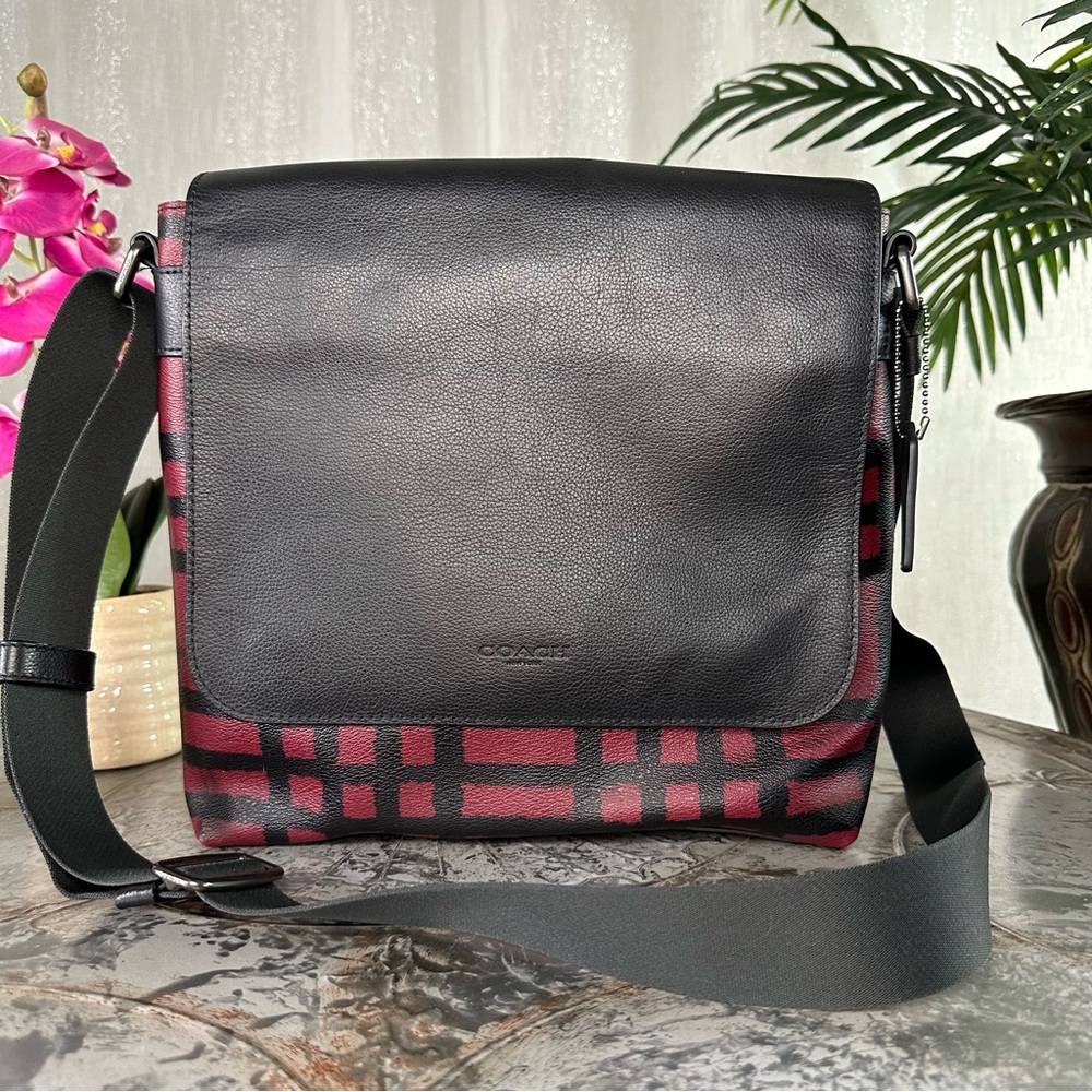 COACH CHARLES SMALL MESSENGER WITH WILD PLAID PRINT F11186 CRIMSON/BLACK PLAID